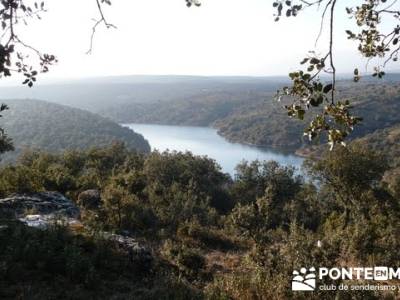 Ruta senderista por el embalse de Puentes Viejas; rutas para andar por madrid;ruta montaña madrid  